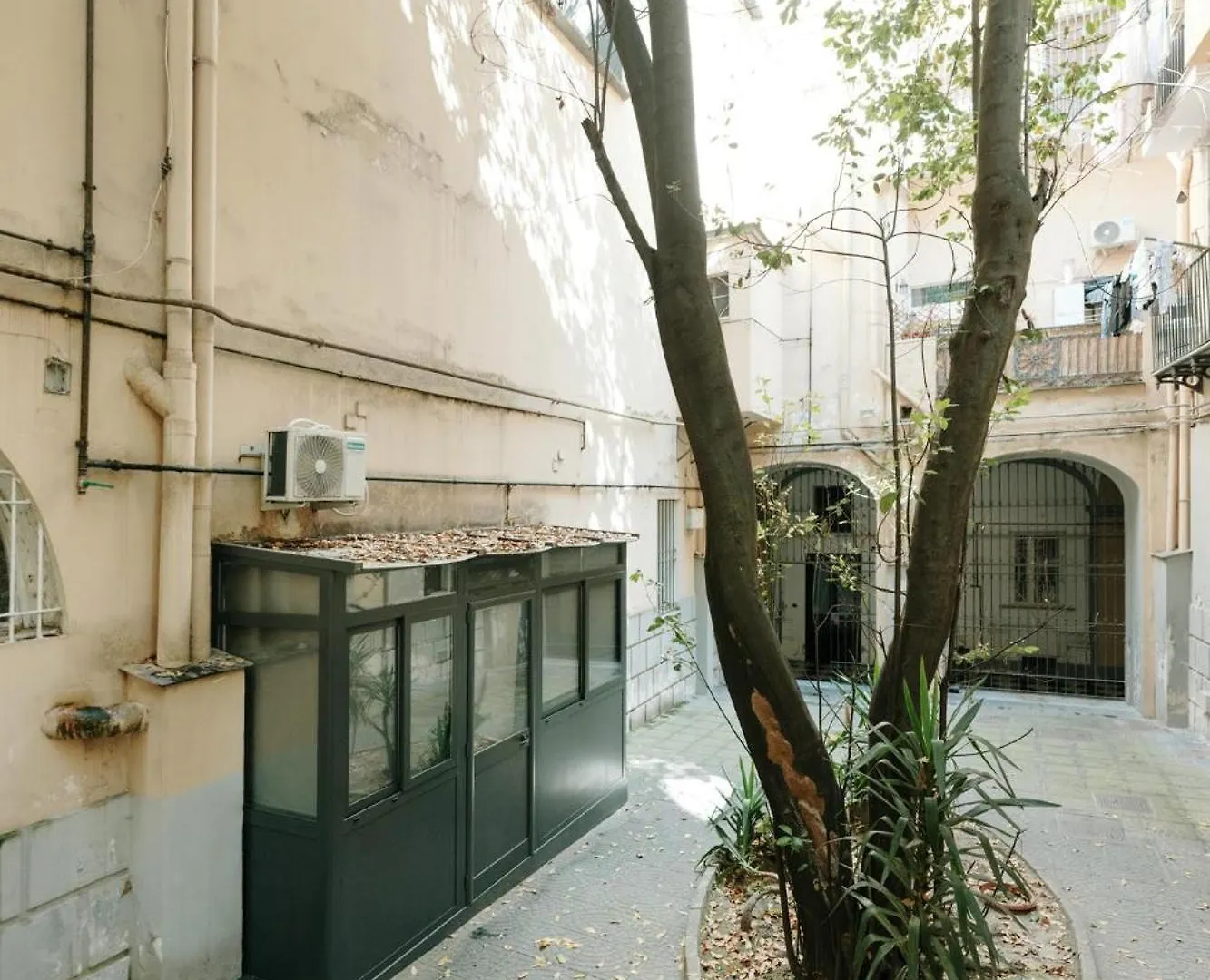 La Casa Di Romeo Al Vomero Naples Italy